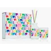 ipuro Limited Edition Love Is Love gyertya + diffúzor ajándékcsomagban 50g / 50ml