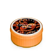 Kringle Candle CINNAMON BARK illatgyertya (35 g)