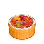 Kringle Candle Leaves illatgyertya (35 g)