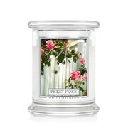 Kringle Candle Picket Fence közepes 2 kanócos illatgyertya (411 g)