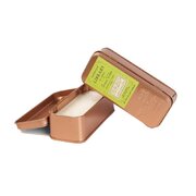 Paddywax Library Oscar Wilde 2 kanóc illatgyertya ónban (2,5 uncia / 70 g)