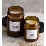Vila Hermanos Apothecary Red Sáfrány és Cédruskék illatgyertya 150g