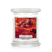 Kringle Candle Crimson Park illatgyertya közepes 2 kanócos (411 g)