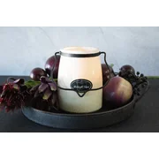 MILKHOUSE GYERTYA Midnight Plum illatú gyertya VAJ TEGÉLY (624 g)